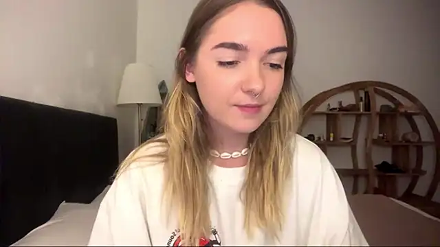 RoxyWet online show from 06-12-26, 01:53