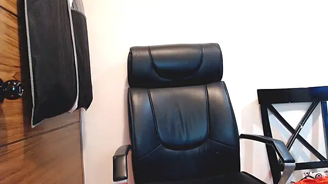 horsemeatcock ellison online show from 04-14-26, 04:34