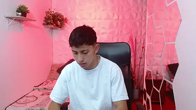 Kei 23 online show from 03-25-26, 11:42