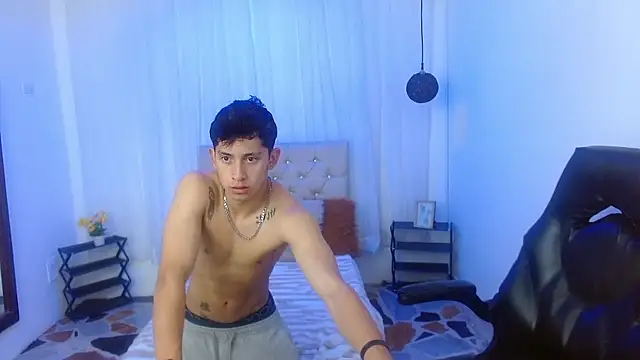 Kei 23 online show from 04-09-26, 02:23