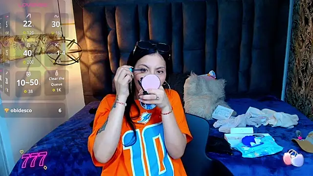 Snapshot of Abril_Fox__ chatting on 06-11-26, 12:32 Abril Fox online show from 06-11-26, 12:32