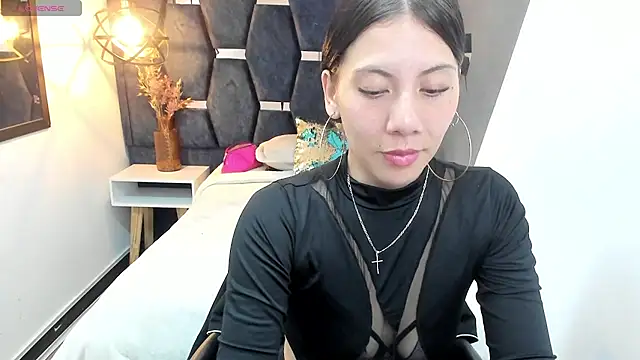 Snapshot of Abril_Fox__ chatting on 05-16-26, 08:19 Abril Fox online show from 05-16-26, 08:19