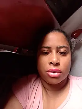 gatinha20257 online show from 05-17-26, 03:01