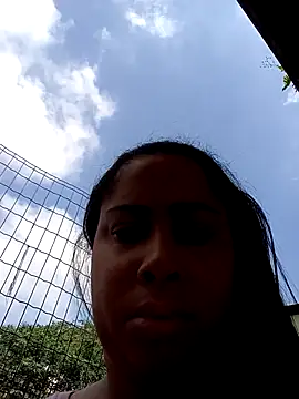 gatinha20257 online show from 04-23-26, 02:08