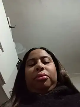 gatinha20257 online show from 06-07-26, 03:12