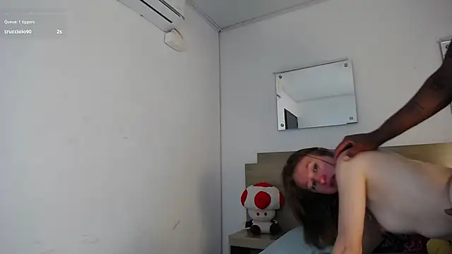 Ebony N Blonde online show from 04-21-26, 01:42