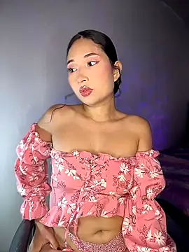 Snapshot of iamkyliewest chatting on 03-24-26, 05:40 iamkyliewest online show from 03-24-26, 05:40