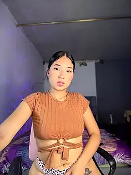 Snapshot of iamkyliewest chatting on 03-27-26, 07:28 iamkyliewest online show from 03-27-26, 07:28