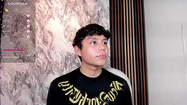 Snapshot of chico_medusa chatting on 05-17-26, 08:09 chico medusa online show from 05-17-26, 08:09