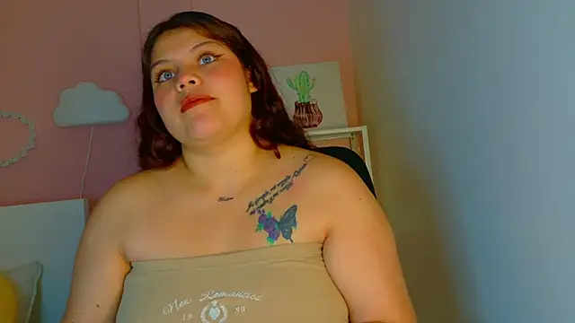 Snapshot of Daphnemoon_ chatting on 04-07-26, 01:02 Daphnemoon online show from 04-07-26, 01:02