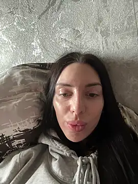 MishellKins online show from 04-10-26, 12:12