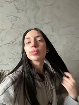 MishellKins online show from 04-01-26, 10:16