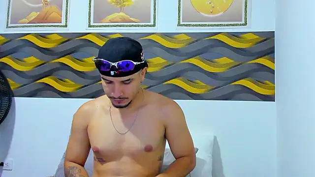 Leon Hotx online show from 03-19-26, 12:05