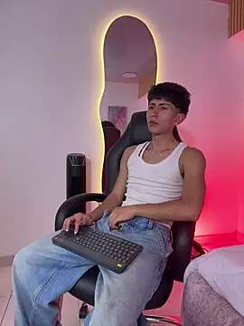 AndyJustgame  online show from 06-02-26, 04:23