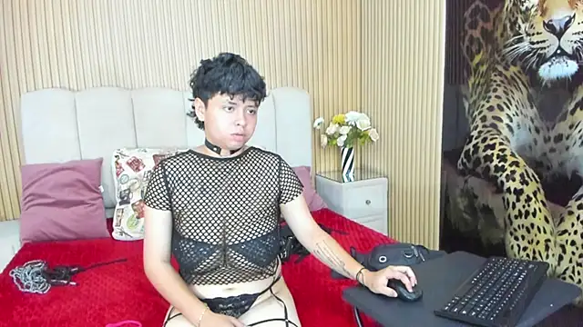 NikiEvanz online show from 03-26-26, 03:43