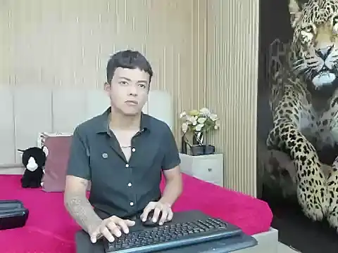 ThiagoGonzalez  online show from 03-13-26, 07:19