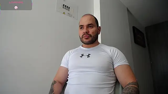 Axel Dominus online show from 08-07-26, 03:29