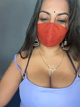hot8178 online show from 07-23-26, 05:53