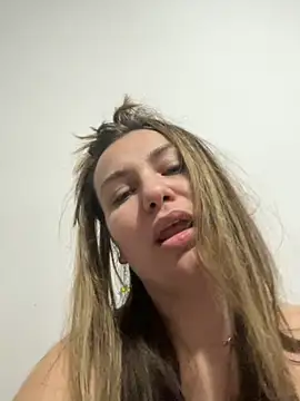 SweetCurvess online show from 03-18-26, 10:32