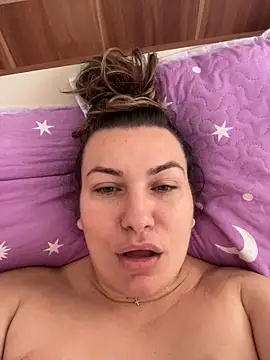 SweetCurvess online show from 05-06-26, 07:45