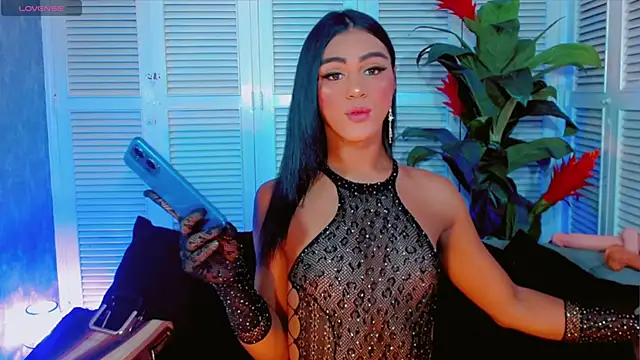 tiifannysexyhot online show from 04-13-26, 07:12