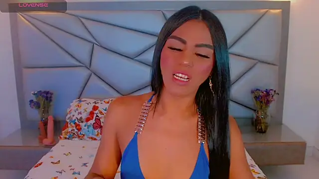 tiifannysexyhot online show from 04-23-26, 12:29