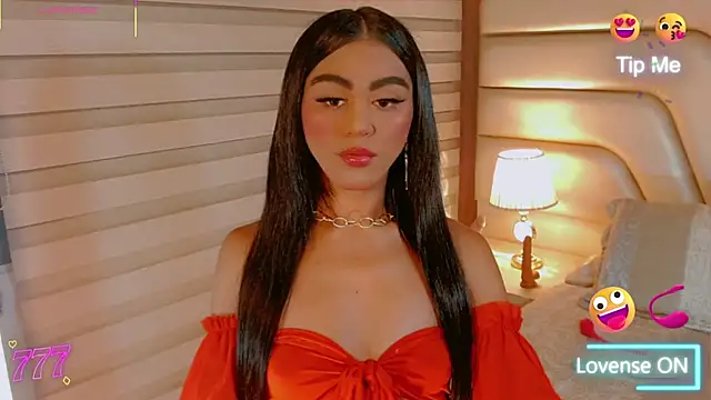 Snapshot of tiifannysexyhot chatting on 05-17-26, 04:45 tiifannysexyhot online show from 05-17-26, 04:45