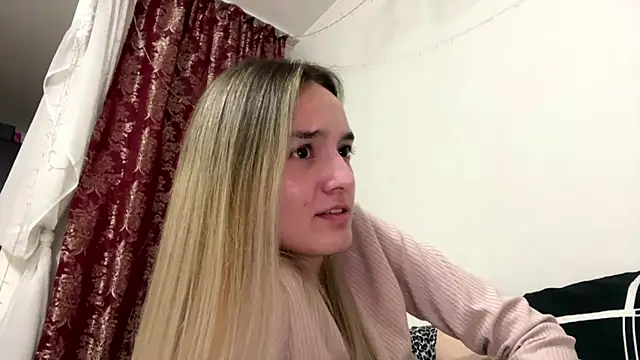 ReathaKiss online show from 04-02-26, 06:25