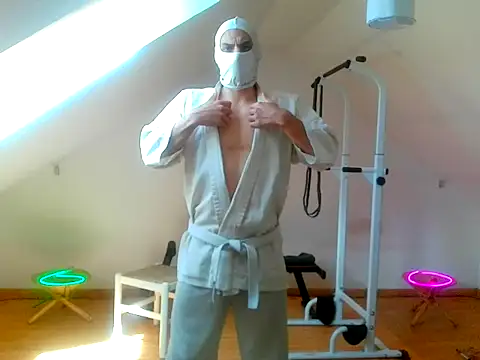 NinjaLaser online show from 04-26-26, 11:18