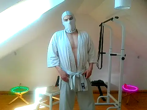 NinjaLaser online show from 04-07-26, 11:23