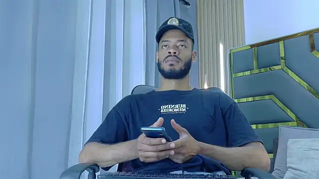 Oliver bigblack cock online show from 03-22-26, 05:36