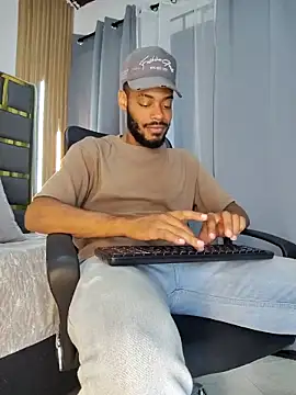 Oliver bigblack cock online show from 04-11-26, 06:33