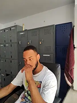 Oliver bigblack cock online show from 04-27-26, 06:06