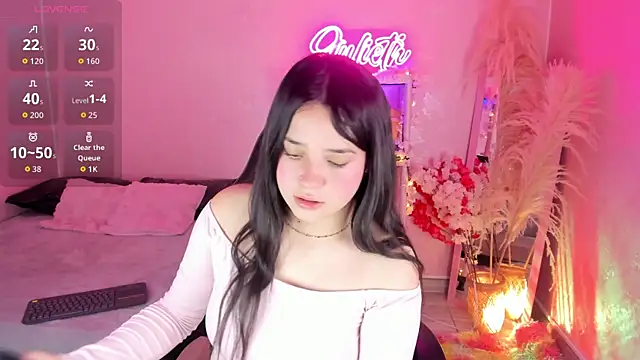 Julieth Caandy online show from 04-06-26, 01:12