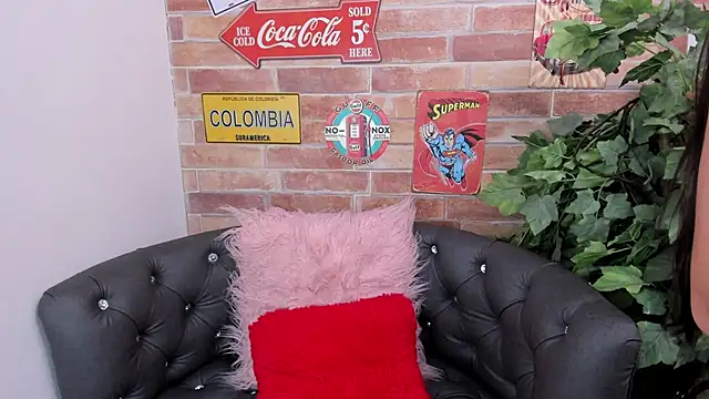 miss loolita online show from 04-09-26, 06:58