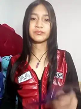 KarolaMendez online show from 04-23-26, 06:31