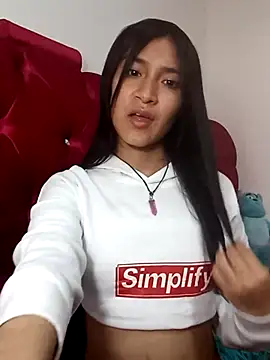 KarolaMendez online show from 04-08-26, 05:47
