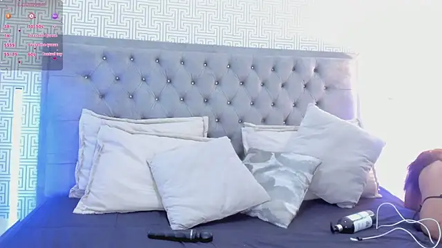 Alexa Wiild online show from 04-17-26, 03:53