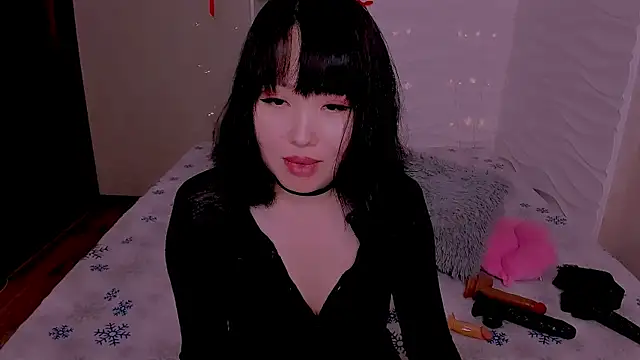 Snapshot of Akiko_Yun chatting on 07-11-26, 12:44 Akiko Yun online show from 07-11-26, 12:44
