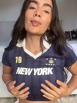 Evacrox online show from 03-18-26, 05:25