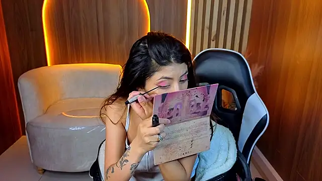 Lia queen tx online show from 07-26-26, 03:24
