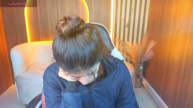 Lia queen tx online show from 07-29-26, 03:06