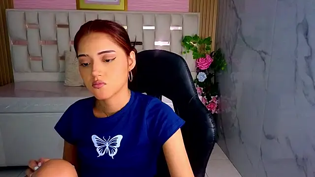 veronicaa s online show from 07-15-26, 07:54