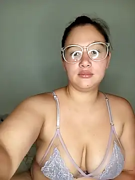 Brittany G online show from 04-03-26, 06:53