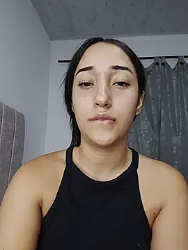 isabellaHill2 online show from 07-11-26, 02:23