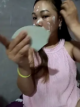 Chengnie online show from 04-23-26, 10:33