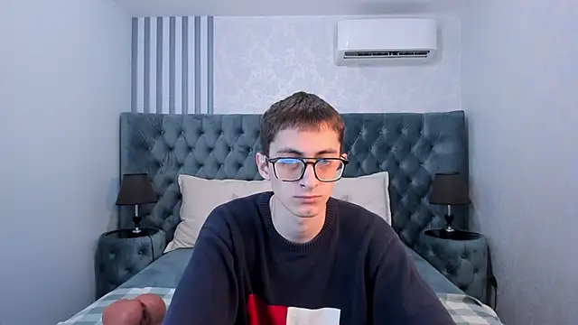RonBevs online show from 05-20-26, 08:17