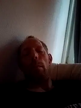 jongen ehv online show from 05-10-26, 03:54
