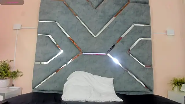 DanielaCruz-1 online show from 03-25-26, 04:01