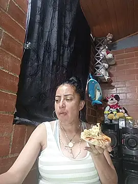 Snapshot of Alexandrina chatting on 06-25-26, 07:52 Alexandrina online show from 06-25-26, 07:52